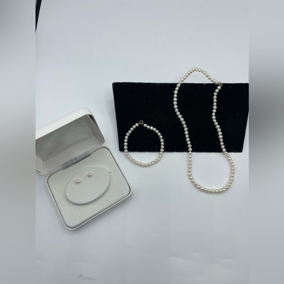 14k Gold Pearl Bead Earrings Bracelet Necklace Set - Picture 3 of 3